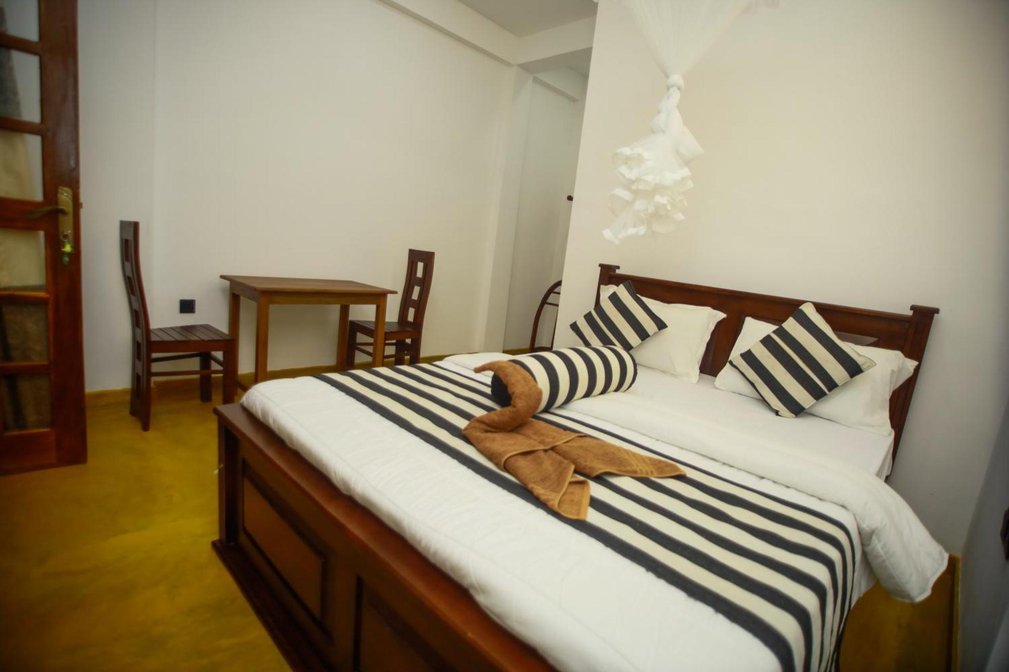 Hotel Dinaro Guest Ella Zewnętrze zdjęcie