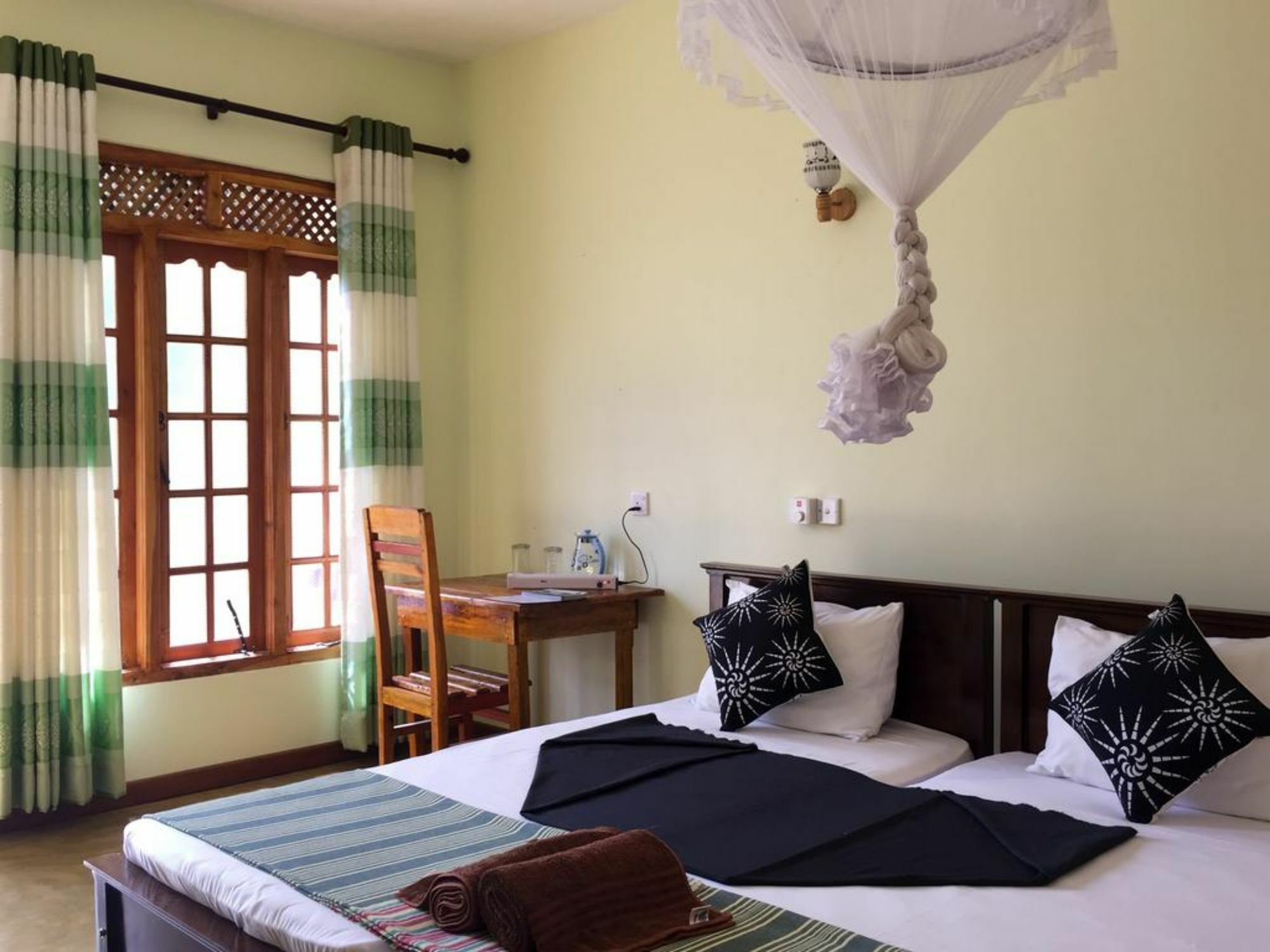 Hotel Dinaro Guest Ella Zewnętrze zdjęcie
